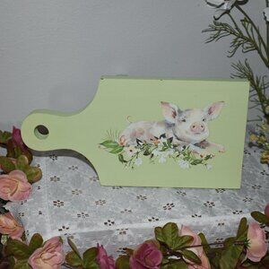 Cute Handmade Pig Flowers Green Wood Riser Country Farmhouse Decor 🐷